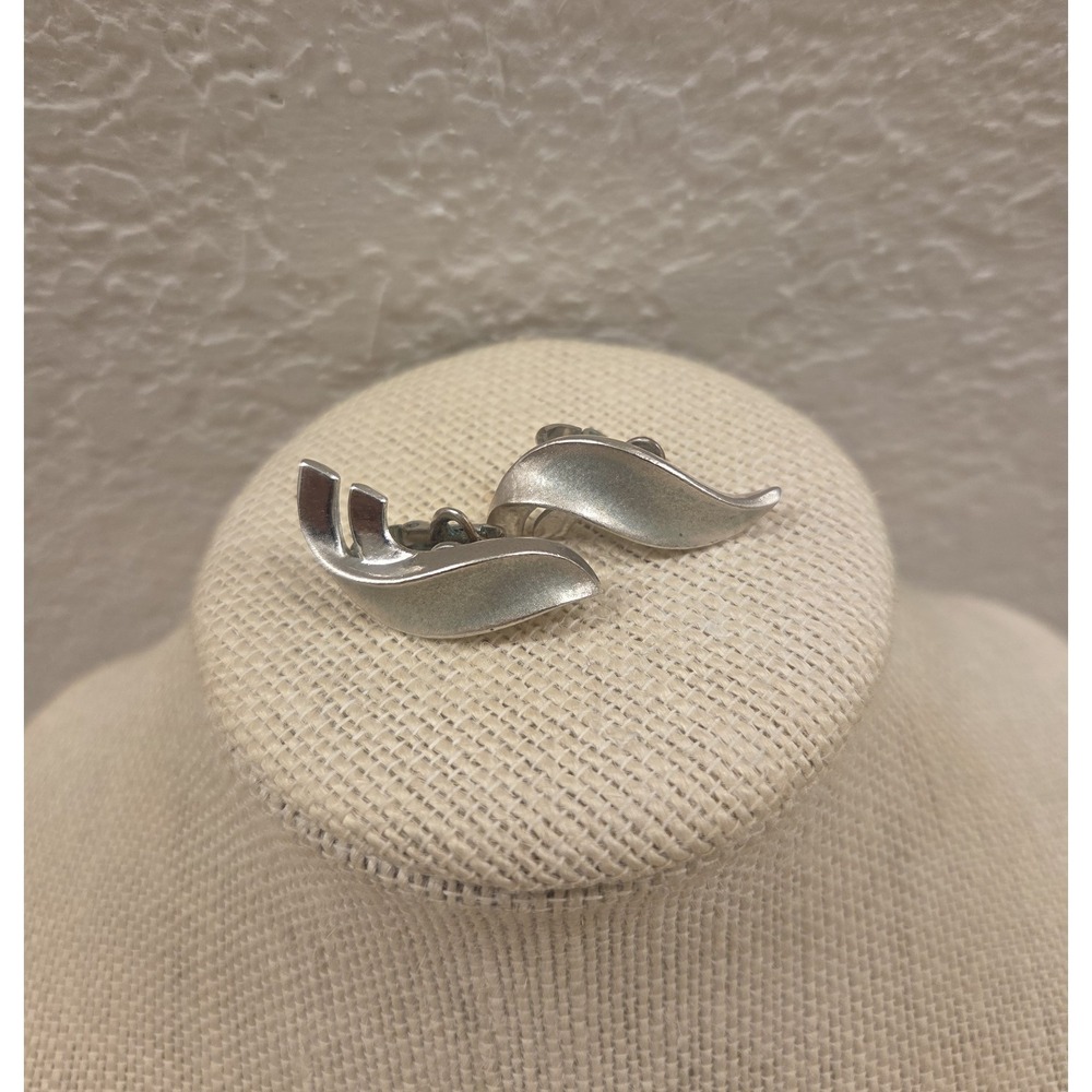 Signed Vintage Crown TRIFARI Brushed Silver tone Clip Back Huggie Swirl Earrings